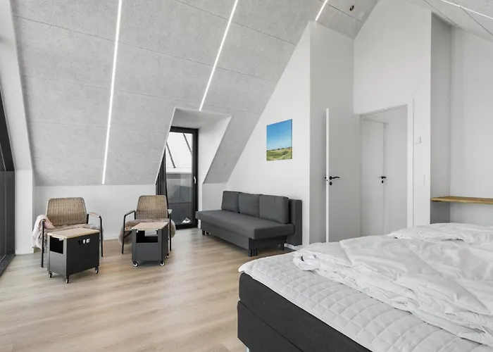3 Bedroom In *