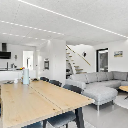 3 Bedroom In בית נופש *